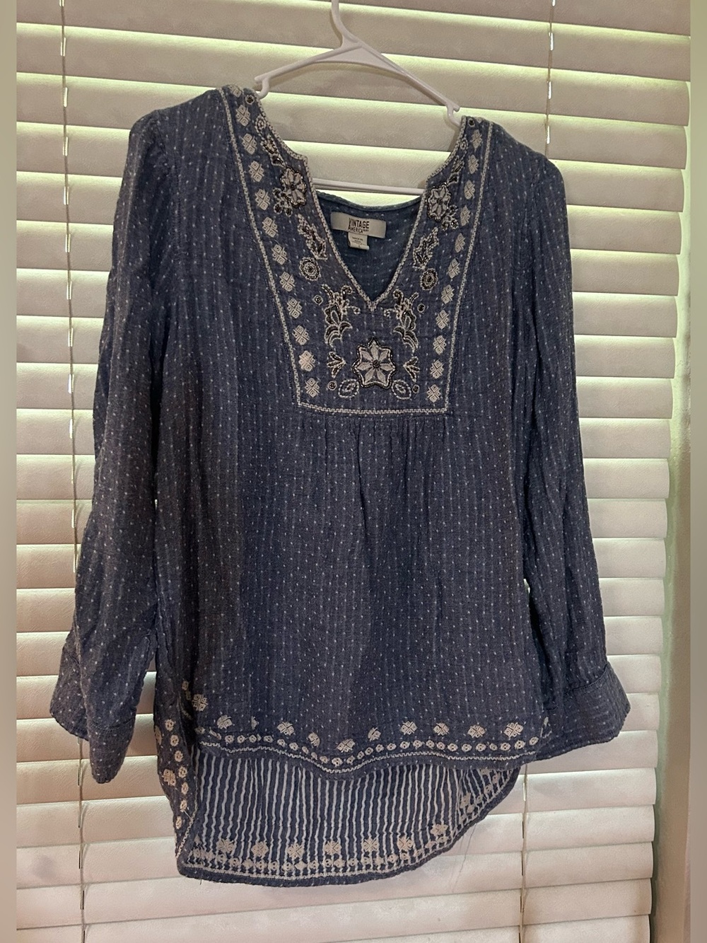 Vintage America Blues Blue White Embroidered Beaded Dot V-Neck Top Tunic L